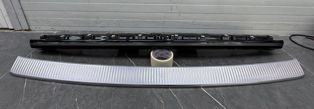 2025-2026 FORD EXPEDITION FRONT GRILLE LED PARK/MARKER LAMP | OEM SL1Z-13200-A